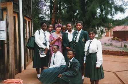 アフリカジンバブエで音楽教師時代の写真