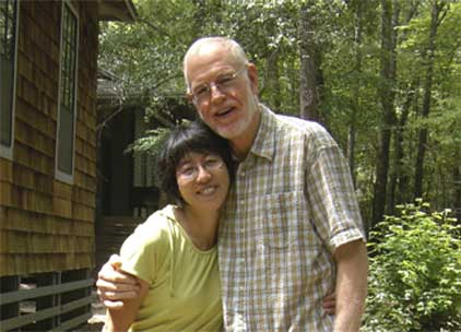 グラスルーツ校で長年校長を勤めたパット・シアリー氏と